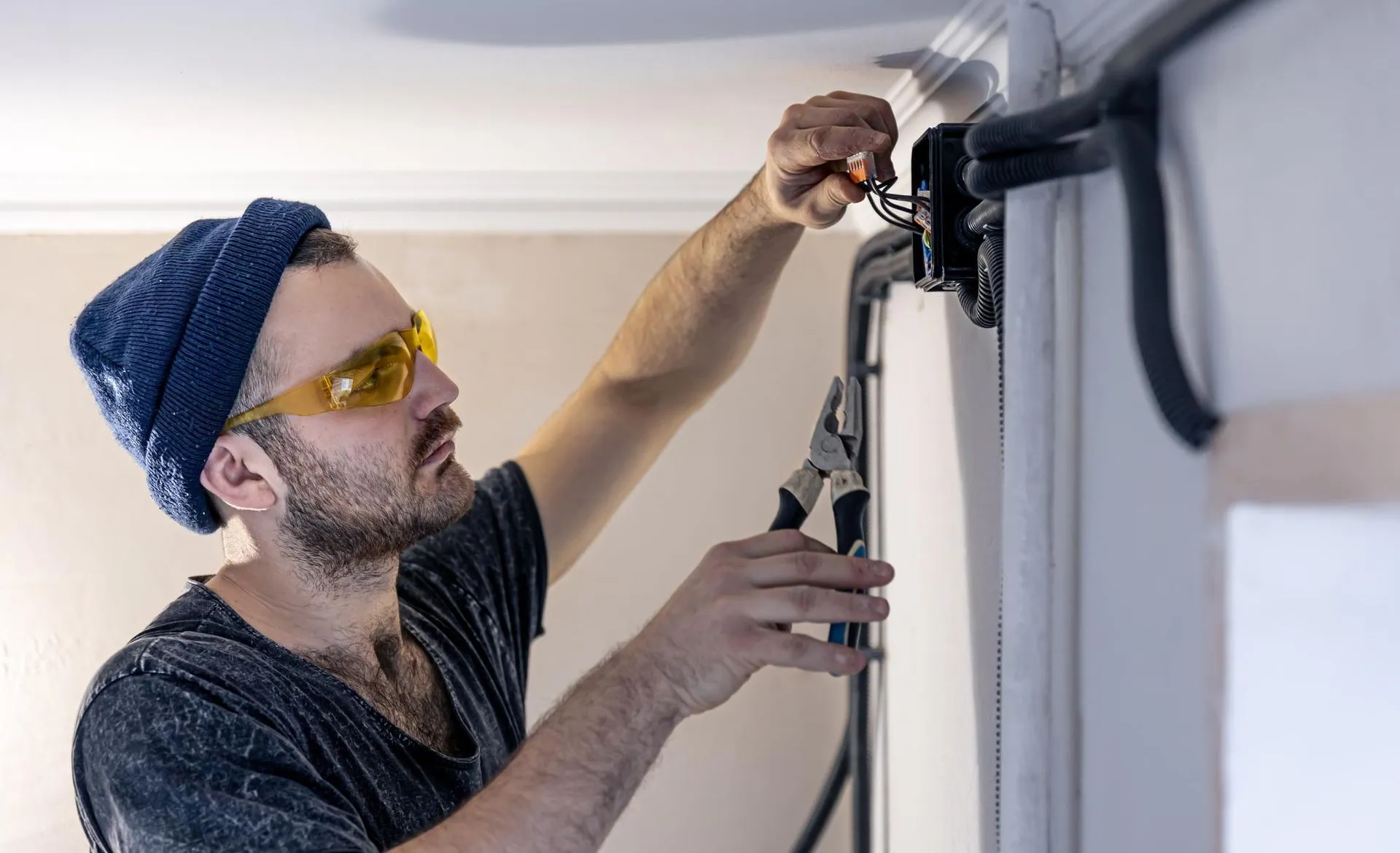 Tips for Locating Qualified Local Electricians